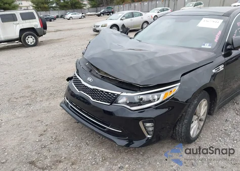 2018 Kia Optima S из США, поврежденный, VIN 5XXGT4L34JG201712